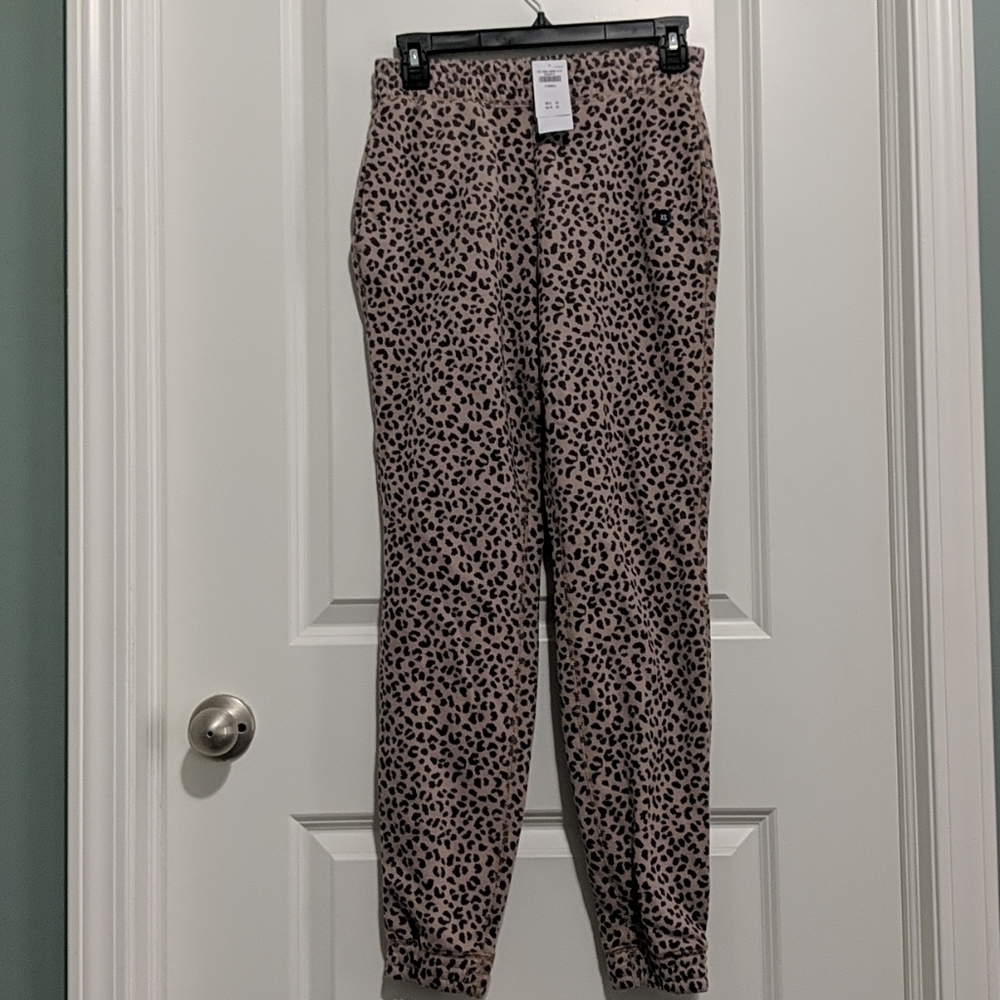 A&F soft collection, cropped hoodie and jogger set